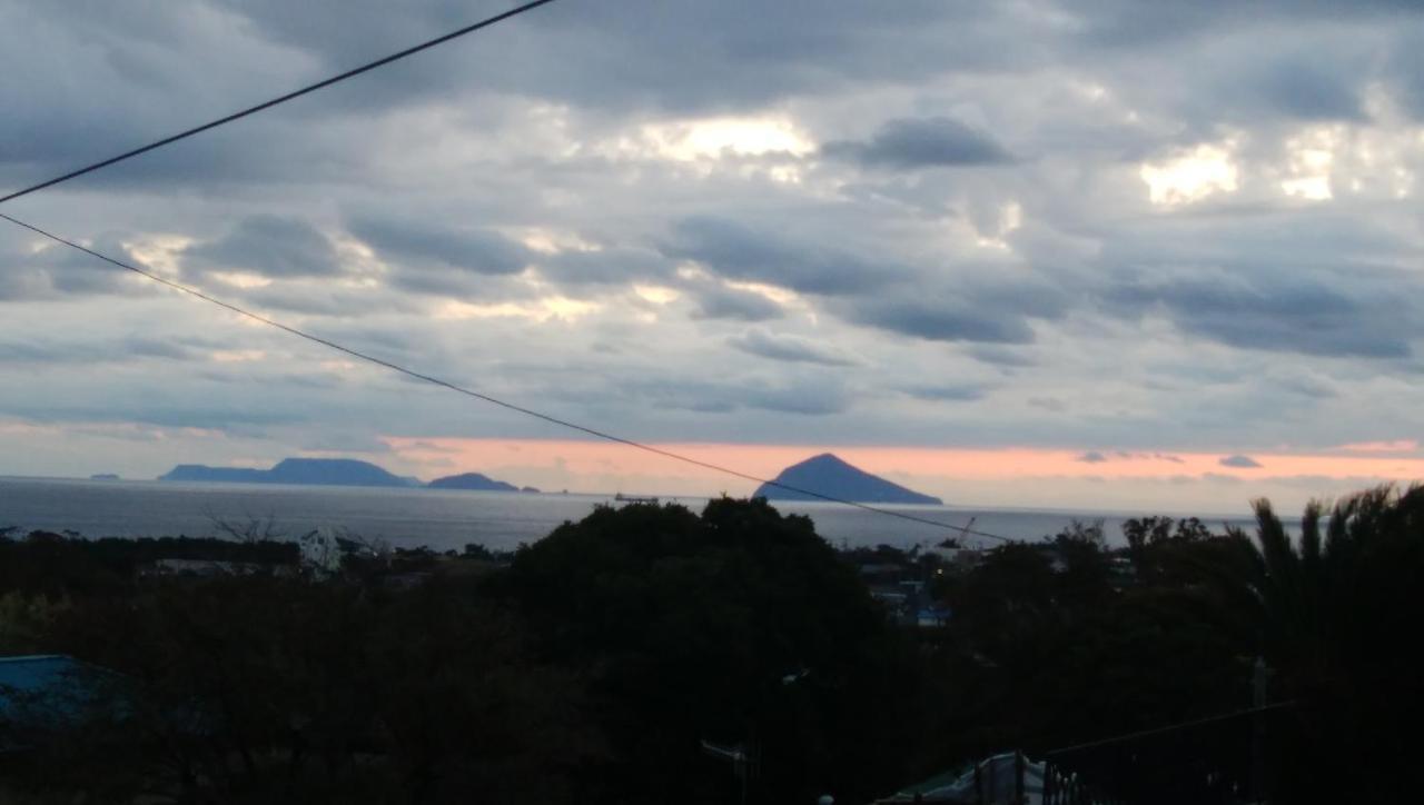 築100年の宿【はぶの家】 Oshima Luaran gambar